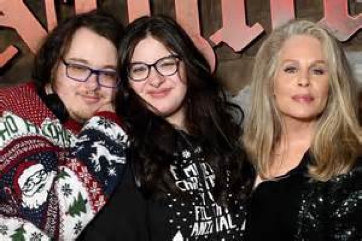 Unveiling The Exes Of Beverly D'Angelo: A Hartcelite Exclusive